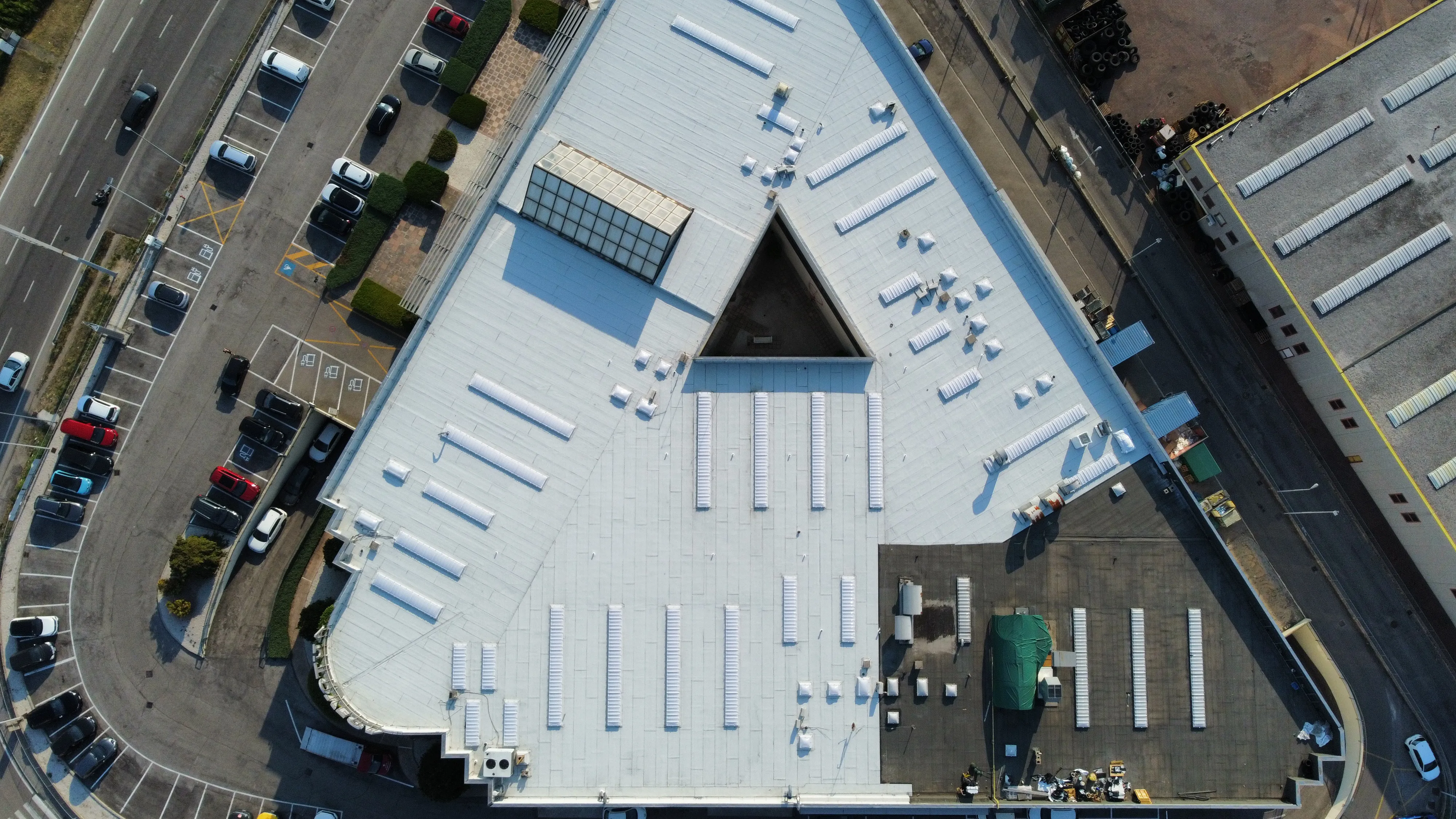 Copertura rinnovata dello stabilimento Autovega – New Tecnowork