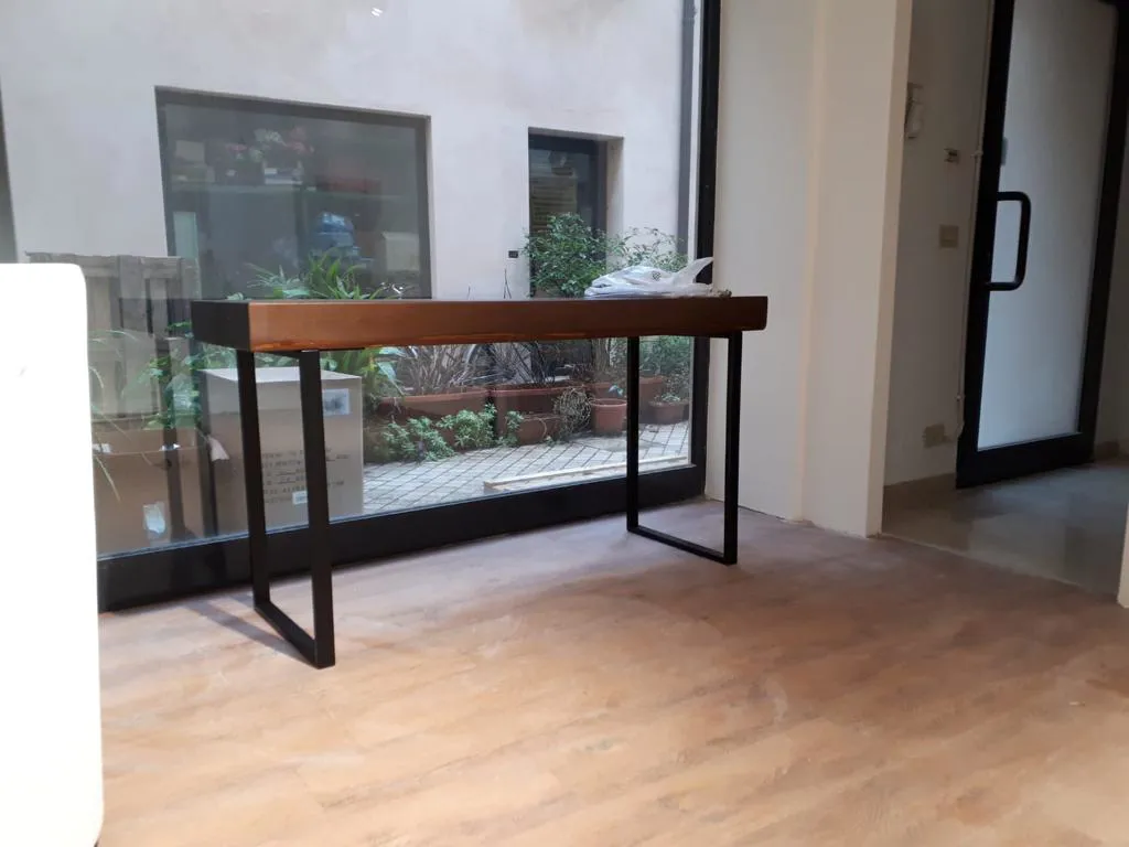Tavolo consolle di design in metallo e legno New Tecnowork