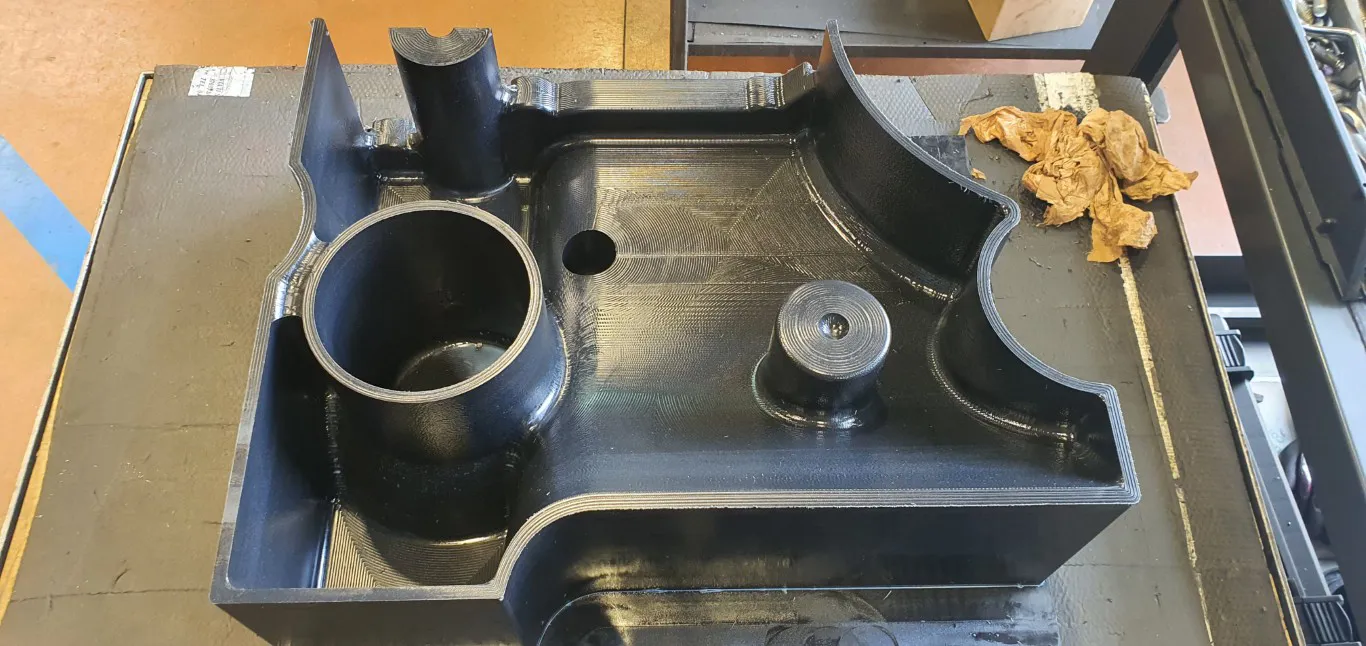 Svuotamento interno di basamento strutturale CNC New Tecnowork